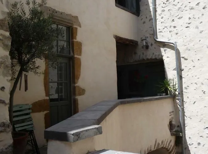 Les Quatre Provinces D'irlande Saint-Amant-Tallende